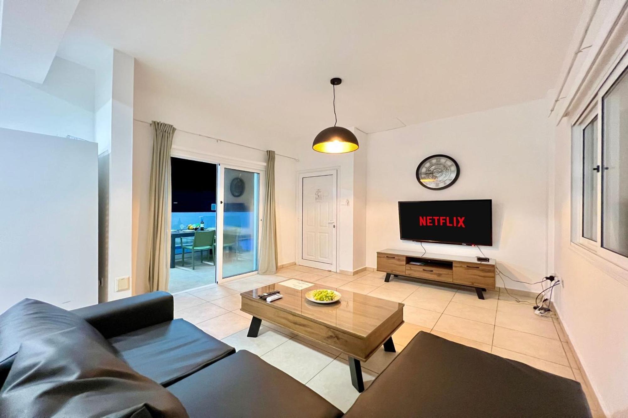 Villa White Star - 100M From Serena Beach Protaras Esterno foto